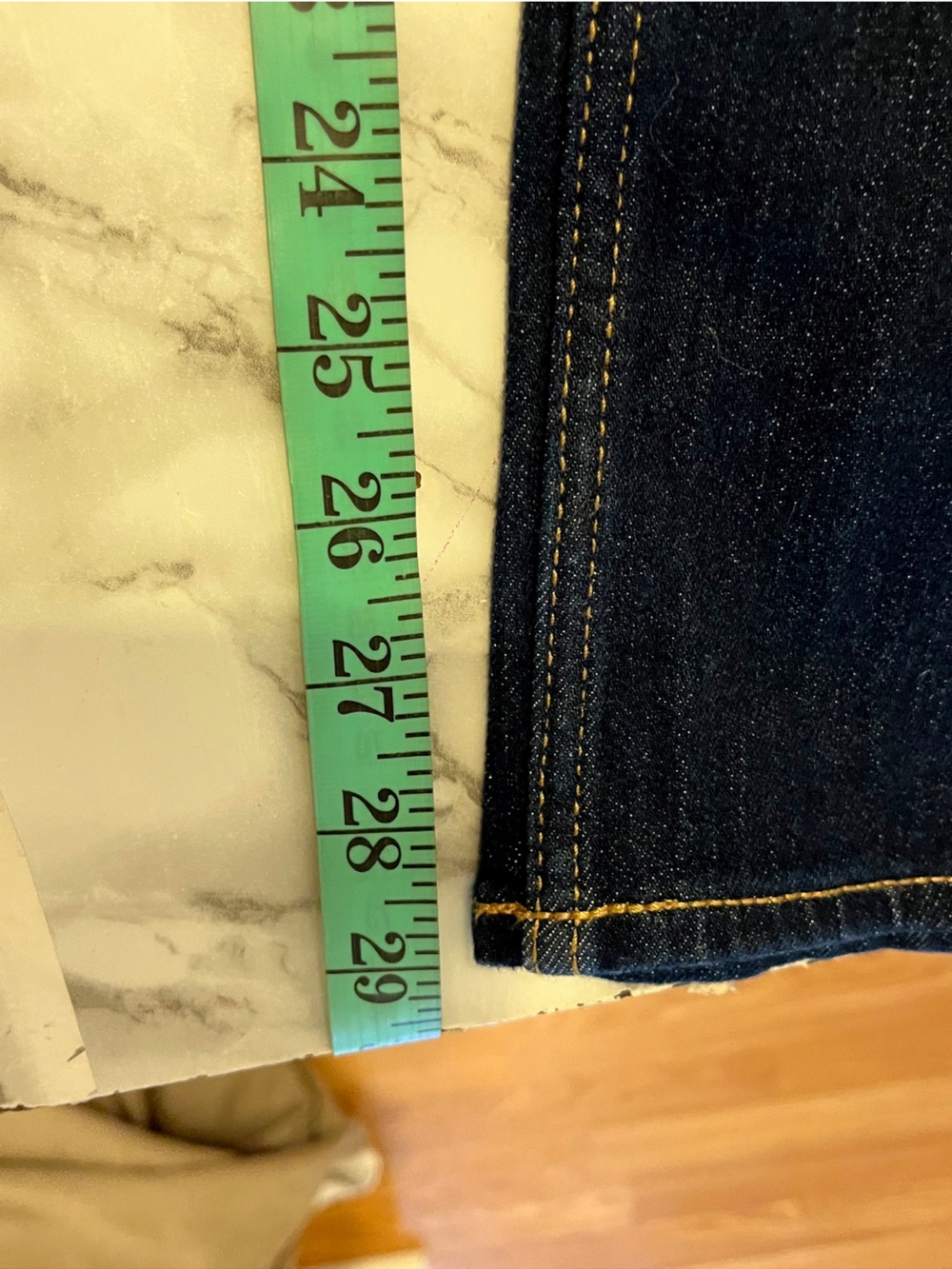 OLD NAVY Mid Rise WOW  Bootcut Jeans in Deep Indigo size 14 PETITE - Picture 7 of 11